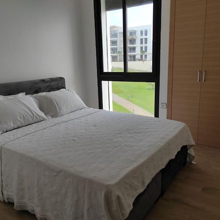 Bel Appartement A Plage Des Nation Salé Exterior foto